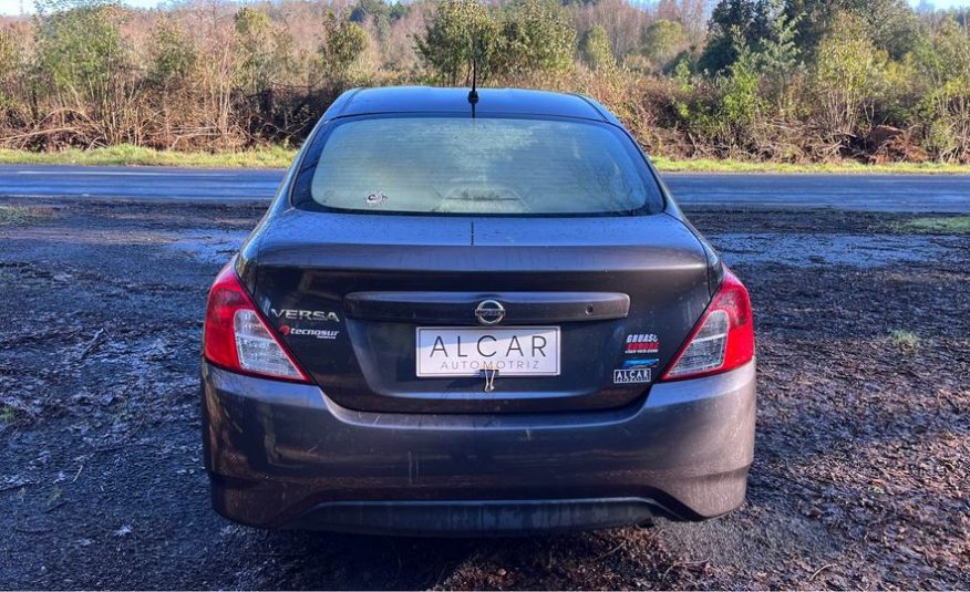 2017 Nissan Versa