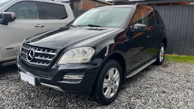 2010 Mercedes Benz ML 350